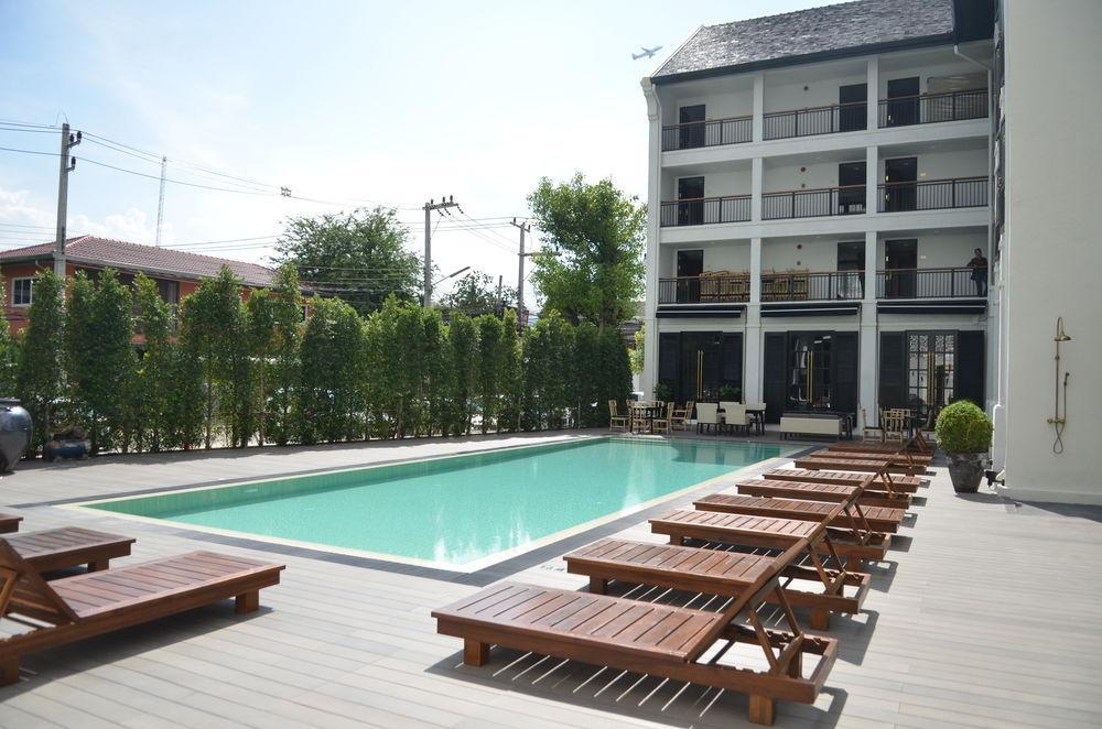 Buri Siri Boutique Hotel Chiang Mai Extérieur photo